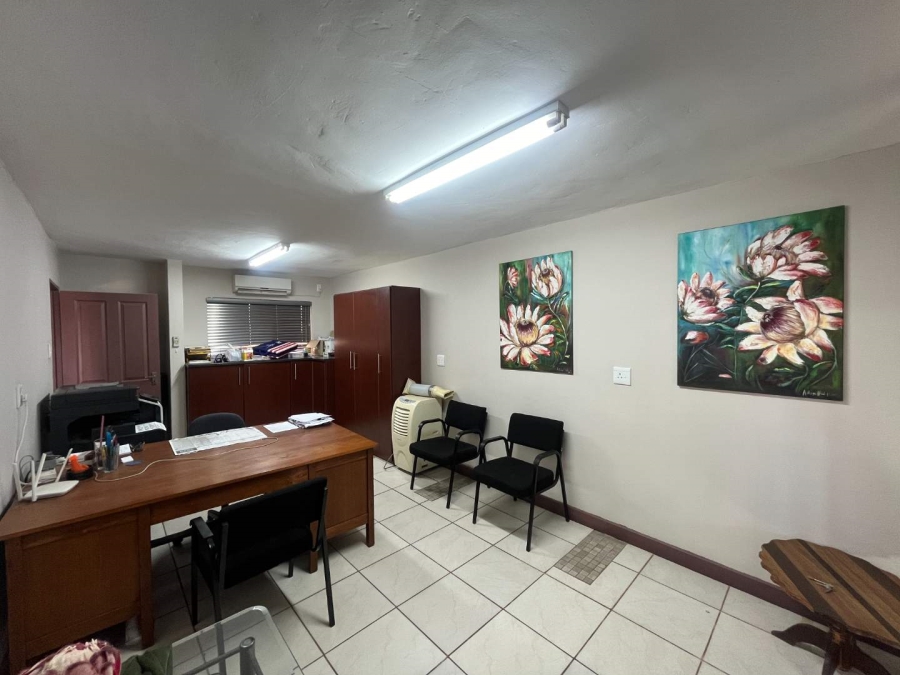 5 Bedroom Property for Sale in Blydeville Northern Cape